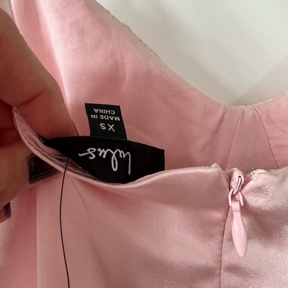 NWT LULUS SHORT SATIN DRESS WITH ADJUSTABLE STRAPS - Picture 5 of 5